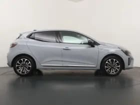 Renault Clio thumbnail 10
