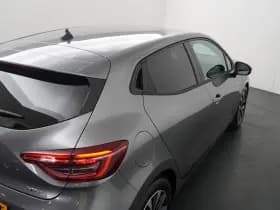 Mitsubishi Colt thumbnail 38