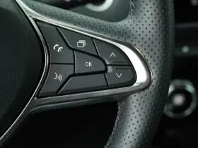 Renault Clio thumbnail 14