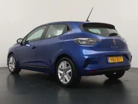 Renault Clio thumbnail 3