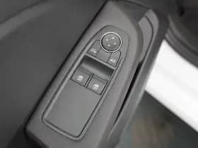 Renault Clio thumbnail 26