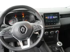 Renault Clio thumbnail 9