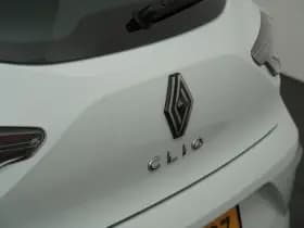 Renault Clio thumbnail 36
