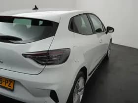 Renault Clio thumbnail 37