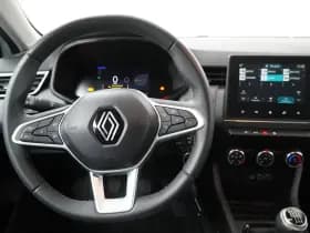 Renault Clio thumbnail 9