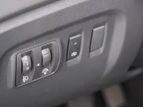 Renault Captur thumbnail 25
