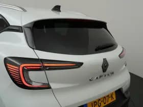 Renault Captur thumbnail 36