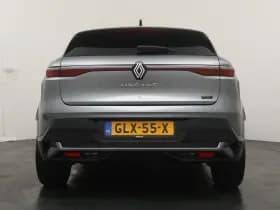 Renault Mégane E-Tech thumbnail 4
