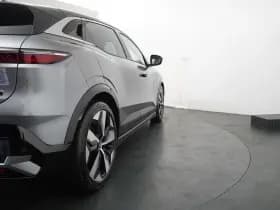 Renault Mégane E-Tech thumbnail 38