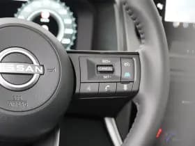 Nissan Qashqai thumbnail 24