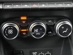 Renault Captur thumbnail 17