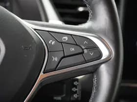 Renault Captur thumbnail 25