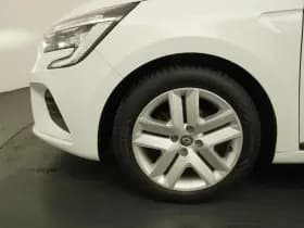 Renault Clio thumbnail 16