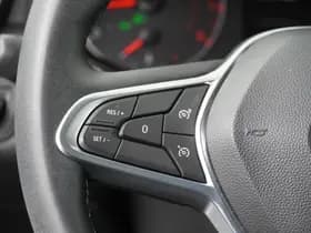 Renault Clio thumbnail 23