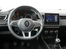 Renault Clio thumbnail 9