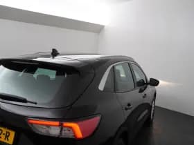 Ford Kuga thumbnail 39