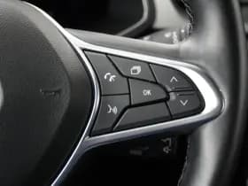 Renault Captur thumbnail 24
