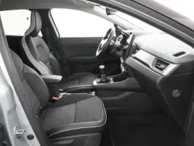 Renault Captur thumbnail 29