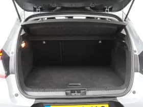 Renault Captur thumbnail 32