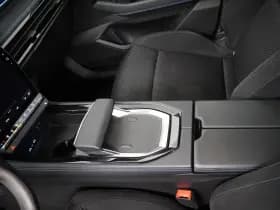 Renault Austral thumbnail 12