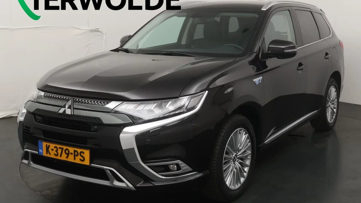 Mitsubishi Outlander — foto 1