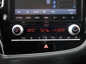 Mitsubishi Outlander thumbnail 16