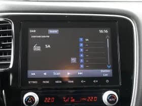 Mitsubishi Outlander thumbnail 17