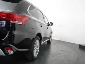 Mitsubishi Outlander thumbnail 37