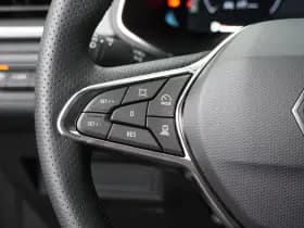 Renault Captur thumbnail 23