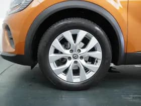 Renault Captur thumbnail 16