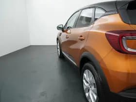 Renault Captur thumbnail 34
