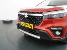Suzuki S-Cross thumbnail 32