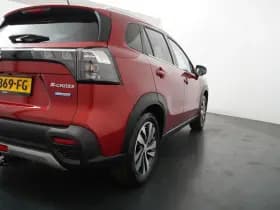Suzuki S-Cross thumbnail 36