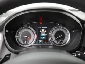 Suzuki S-Cross thumbnail 10