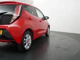 Toyota Aygo thumbnail 36
