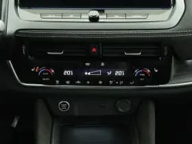Nissan Qashqai thumbnail 6