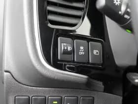 Mitsubishi Outlander thumbnail 24