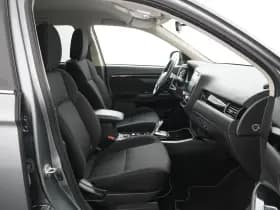 Mitsubishi Outlander thumbnail 28