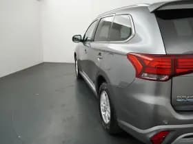 Mitsubishi Outlander thumbnail 34