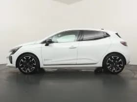 Renault Clio thumbnail 2