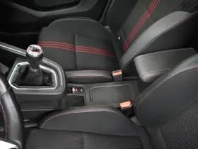 Renault Clio thumbnail 12