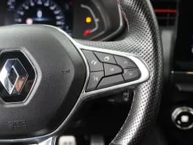 Renault Clio thumbnail 24