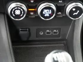 Mitsubishi ASX thumbnail 19