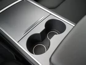 Tesla Model Y thumbnail 12