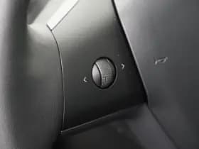 Tesla Model Y thumbnail 22