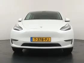 Tesla Model Y thumbnail 8