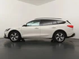 Ford Focus thumbnail 2