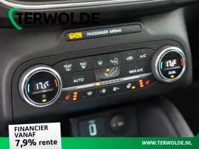 Ford Focus thumbnail 18