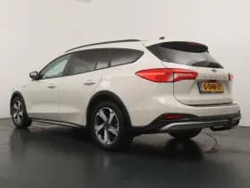 Ford Focus thumbnail 3