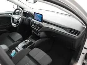Ford Focus thumbnail 30